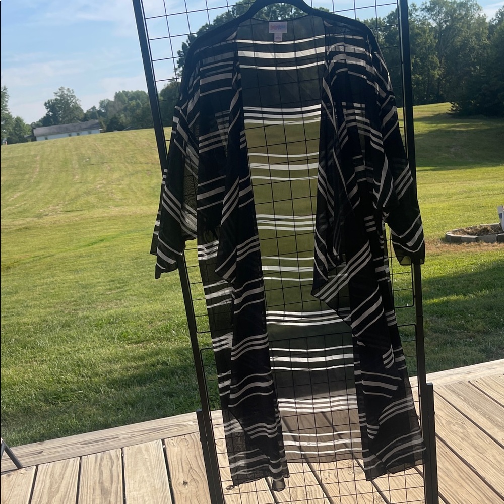 LuLaRoe Black and White Striped Kimono